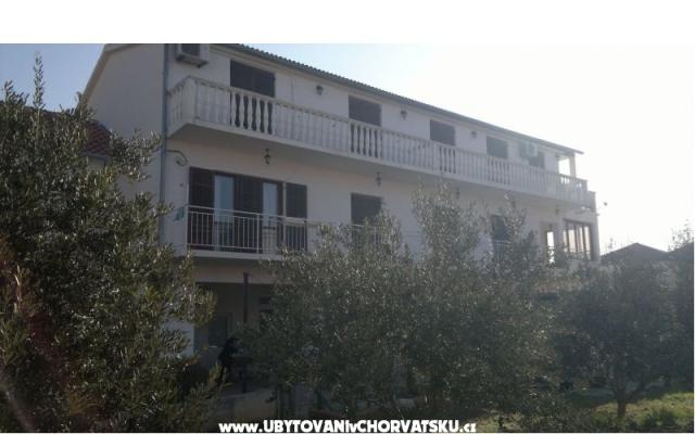 Apartmanok Drago – Szálláshely Betina Horvátország