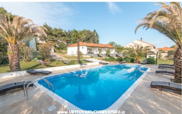  Villa Mediterano Bibinje + pool – Szálláshely Bibinje Horvátország
