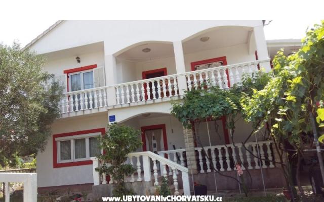 Apartmanok Patricia – Szálláshely Bibinje Horvátország