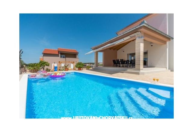 Holiday house vila Kunfin – Szálláshely Bibinje Horvátország
