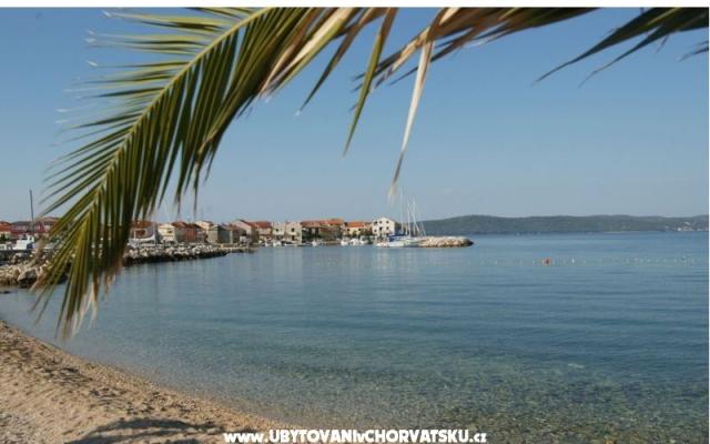 Lovely Place by the Sea – Szálláshely Bibinje Horvátország