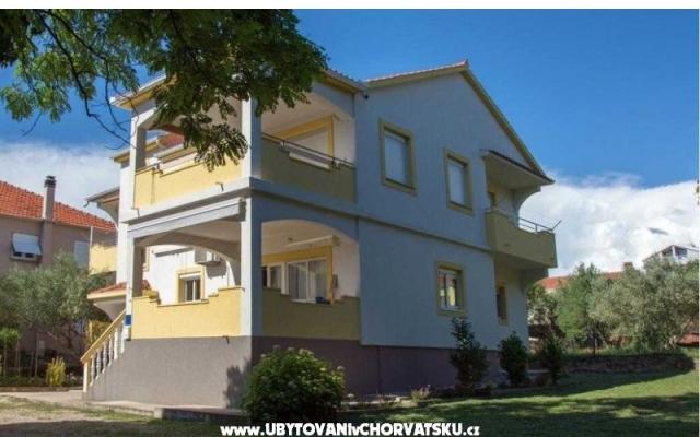 Apartmanok Lovre – Szálláshely Bibinje Horvátország