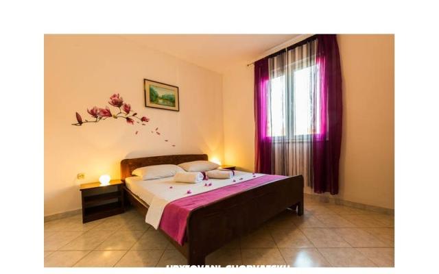 Apartman Grgo – Szálláshely Biograd Horvátország