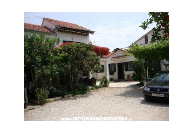 Apartmanok Gabi – Szálláshely Biograd Horvátország