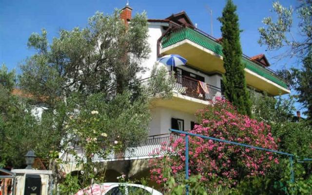 Apartmanok Peran – Szálláshely Biograd Horvátország