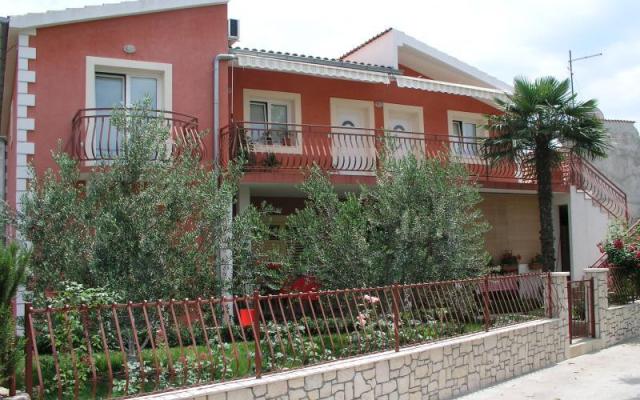 Apartmanok Salamun – Szálláshely Biograd Horvátország