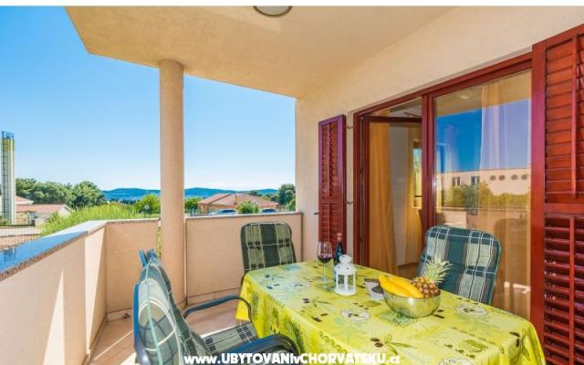 Apartmanok Blandona – Szálláshely Biograd Horvátország