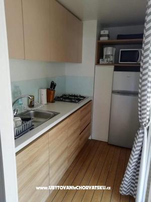 Mobilna kućica – Szálláshely Biograd Horvátország