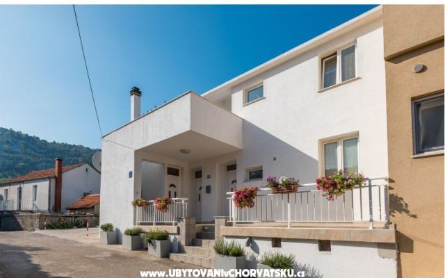 Apartmanok Galeb – Szálláshely Blace Horvátország