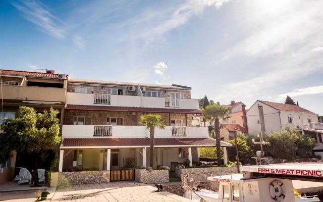 Marinus Apartmanok – Szálláshely Blace Horvátország