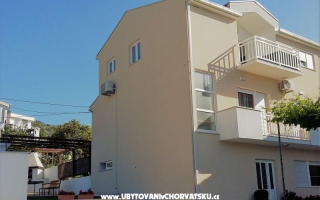 Apartmanok Villa Judita – Szálláshely Blace Horvátország