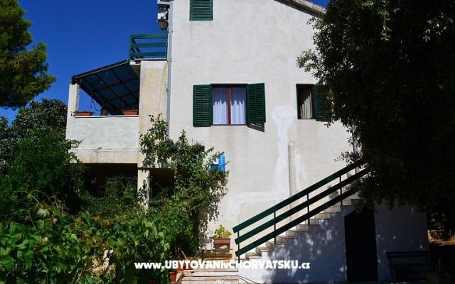 Apartmanok Čavala Brač – Szálláshely Brac sziget Horvátország