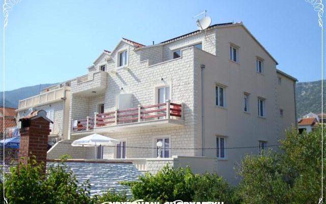 Apartmanok Villa Niko Bol – Szálláshely Brac sziget Horvátország