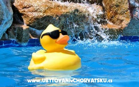 Apartmanok St. Ivan – Szálláshely Brac sziget Horvátország