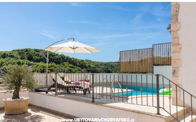 Holiday Ház Brač – Szálláshely Brac sziget Horvátország