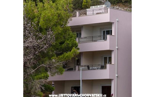 Apartmanok Vice – Szálláshely Brela Horvátország