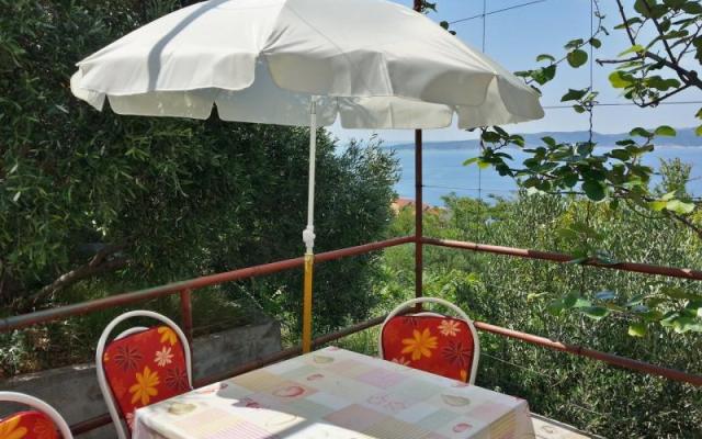 Apartmanok Kiwi   – Szálláshely Brela Horvátország