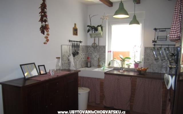 Apartman Flora – Szálláshely Fazana Horvátország