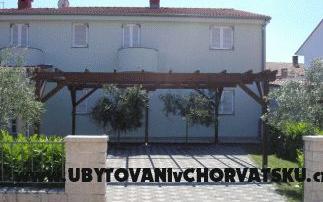 Apartmanok Marta – Szálláshely Fazana Horvátország
