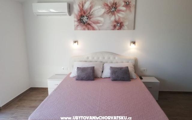 Apartmanok Ema – Szálláshely Sv. Filip i Jakov Horvátország