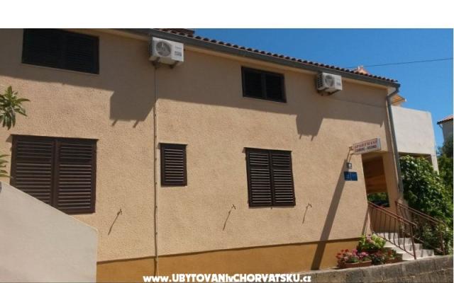 Apartmanok Lada – Szálláshely Sv. Filip i Jakov Horvátország