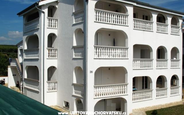 Apartmanok Paric – Szálláshely Sv. Filip i Jakov Horvátország
