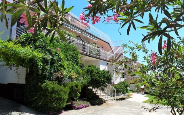 Apartmanok Udovicic – Szálláshely Sv. Filip i Jakov Horvátország