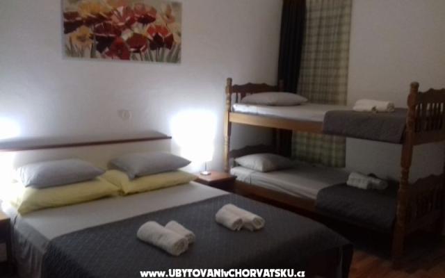 Apartmanok M&amp;R – Szálláshely Sv. Filip i Jakov Horvátország