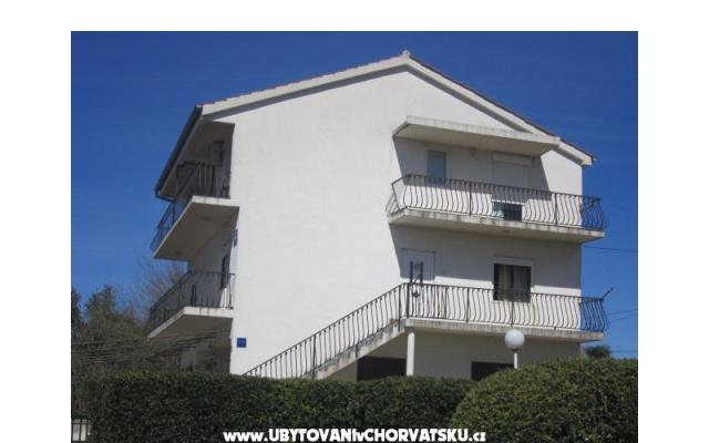 Apartmanok Pedišić – Szálláshely Sv. Filip i Jakov Horvátország
