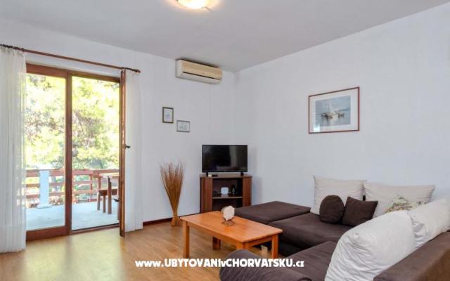 Prekrasni apartmani u blizini mora – Szálláshely Hvar sziget Horvátország