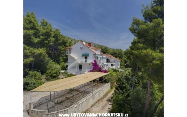 Villa Tamara – Szálláshely Hvar sziget Horvátország