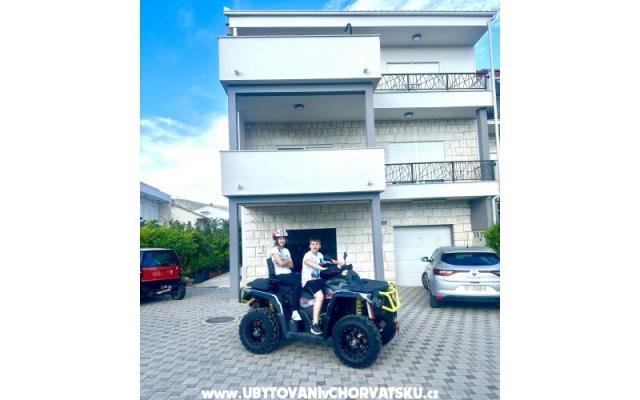 Apartman Ana – Szálláshely Kastela Horvátország