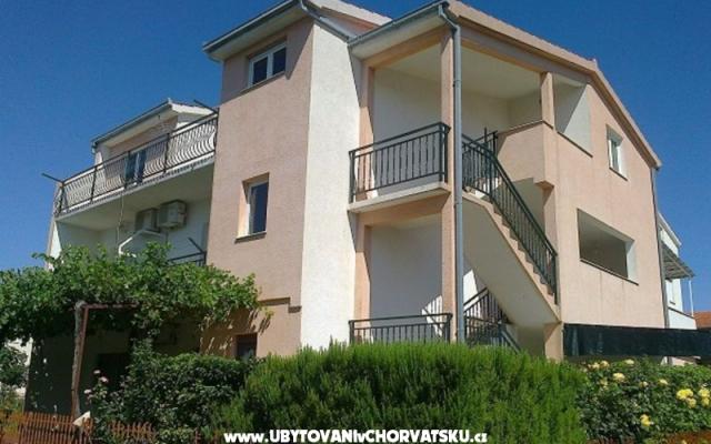 Apartman Natalija – Szálláshely Kastela Horvátország
