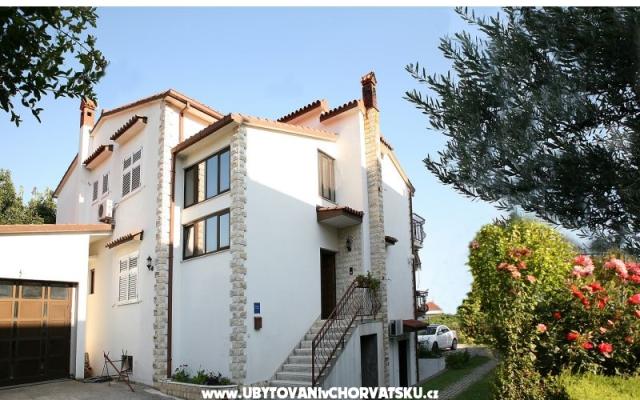 Apartmanok Božana – Szálláshely Kastela Horvátország