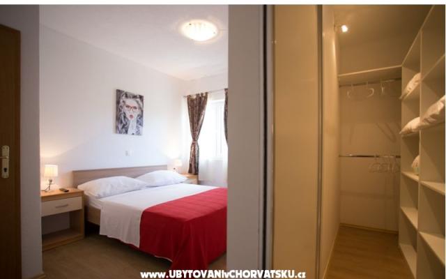 Apartmanok Duje – Szálláshely Kastela Horvátország