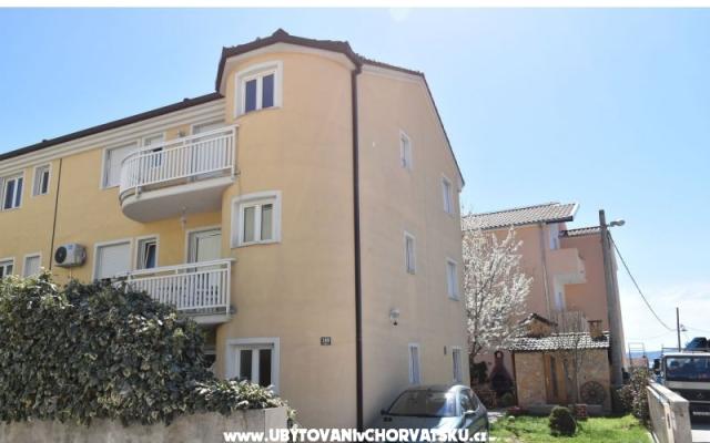 Apartmanok Jelena – Szálláshely Kastela Horvátország