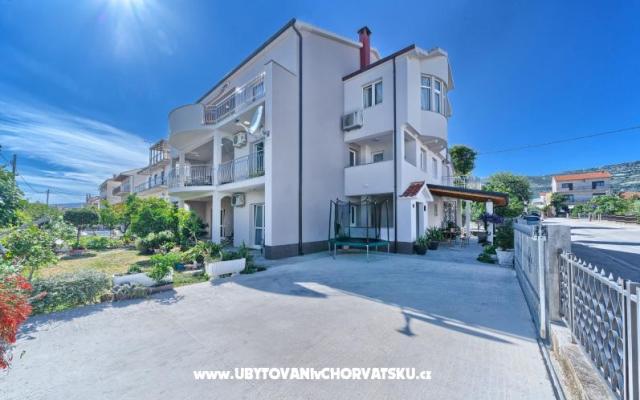 Apartmanok Meridians – Szálláshely Kastela Horvátország