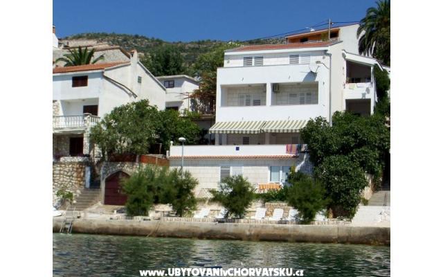 Villa Vedran apartments – Szálláshely Klek Horvátország