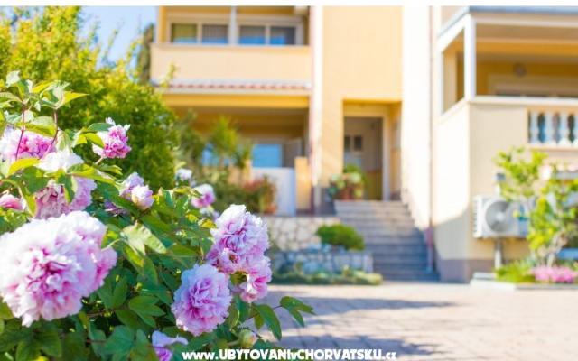 Apartmanok City Center Dekanic – Szálláshely Krk sziget Horvátország