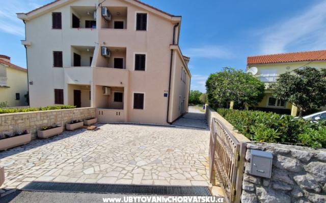 Apartmanok Omišalj – Szálláshely Krk sziget Horvátország