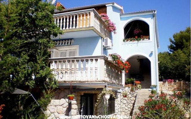 The Blue Ház Apartmanok – Szálláshely Krk sziget Horvátország