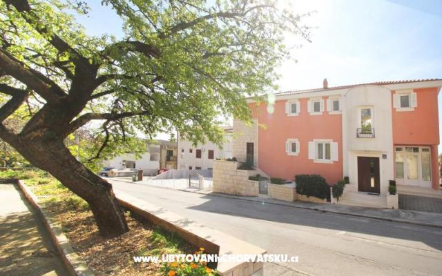 Apartmanok Zoran – Szálláshely Makarska Horvátország