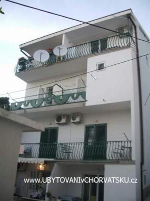 Apartmanok and rooms Gojak Milenka – Szálláshely Makarska Horvátország