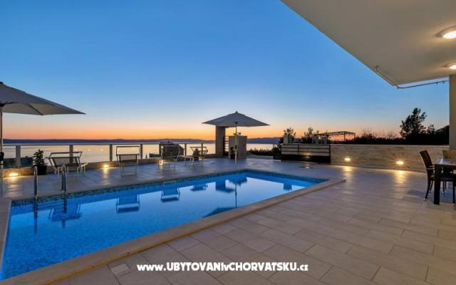 MALUCI – Szálláshely Makarska Horvátország