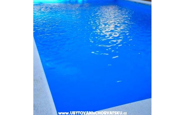 Villa GABI – Szálláshely Makarska Horvátország
