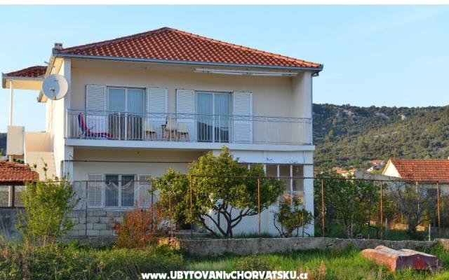 Apartman Leonora – Szálláshely Marina - Trogir Horvátország