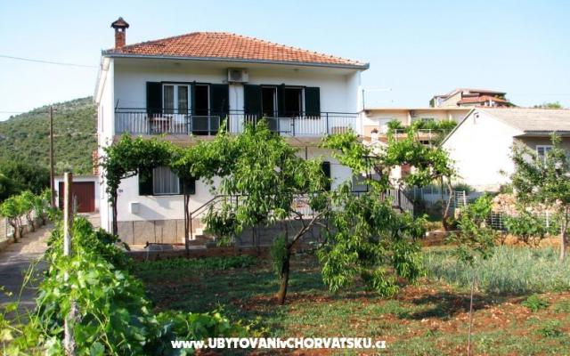 Apartman Melita – Szálláshely Marina - Trogir Horvátország