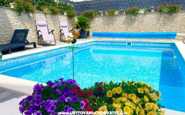 Villa Isabella – Szálláshely Marina - Trogir Horvátország