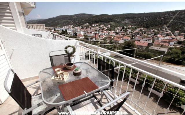 Apartmanok Knežević – Szálláshely Marina - Trogir Horvátország