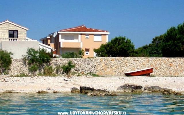 Apartmanok Marko Sevid – Szálláshely Marina - Trogir Horvátország
